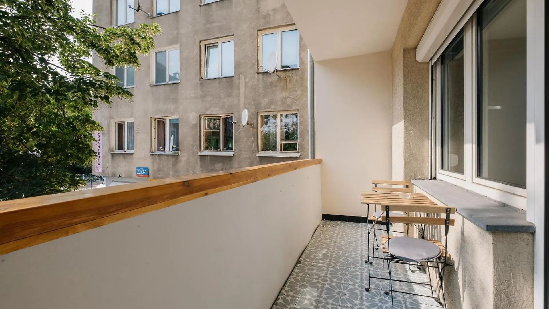 Srodmiescie Apartment By The River Warsaw Poland